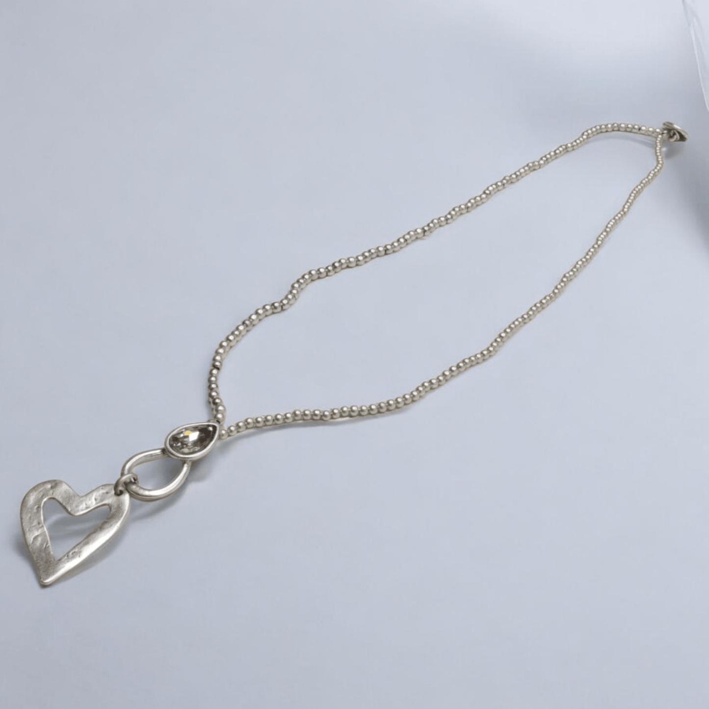 Handmade pewter leather necklace plated in 925 silver
Artisan pewter necklace with leather and silver plating
Unique handmade pewter necklace with leather strap
925 silver-plated pewter pendant necklace
Elegant pewter necklace with genuine leather
Handcrafted pewter and leather necklace for men/women
High-quality pewter necklace with silver plating