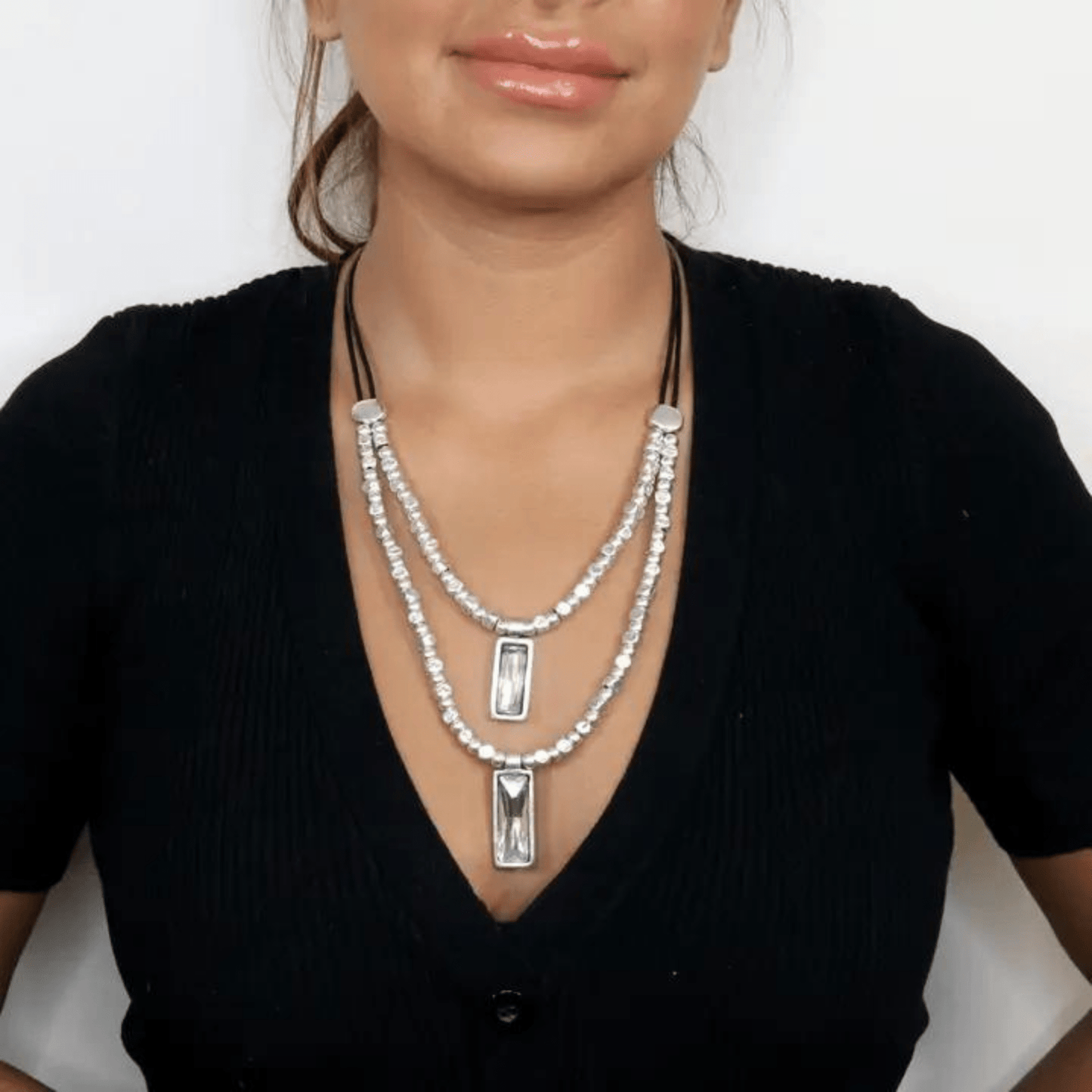 Handmade pewter leather necklace plated in 925 silver
Artisan pewter necklace with leather and silver plating
Unique handmade pewter necklace with leather strap
925 silver-plated pewter pendant necklace
Elegant pewter necklace with genuine leather
Handcrafted pewter and leather necklace for men/women
High-quality pewter necklace with silver plating
Custom handmade pewter necklace with leather cord
Pewter necklace with silver-plated finish and leather
Premium leather and pewter necklace with 925 silver