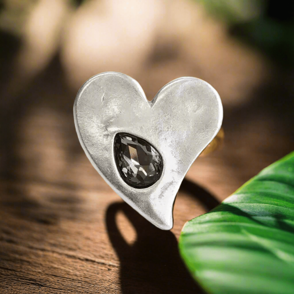 ADJUSTABLE GEMSTONE HEART BOHO RING 6056 Hunibee Boutique