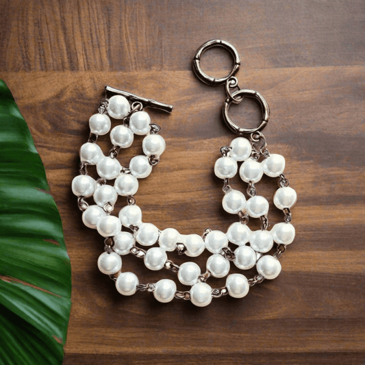 Boho fashion bracelet with unique design
Handmade gypsy-style boho bracelet
Artisan-crafted boho bracelet with rustic charm
Beaded boho bracelet for everyday wear
Boho jewelry bracelet with intricate patterns