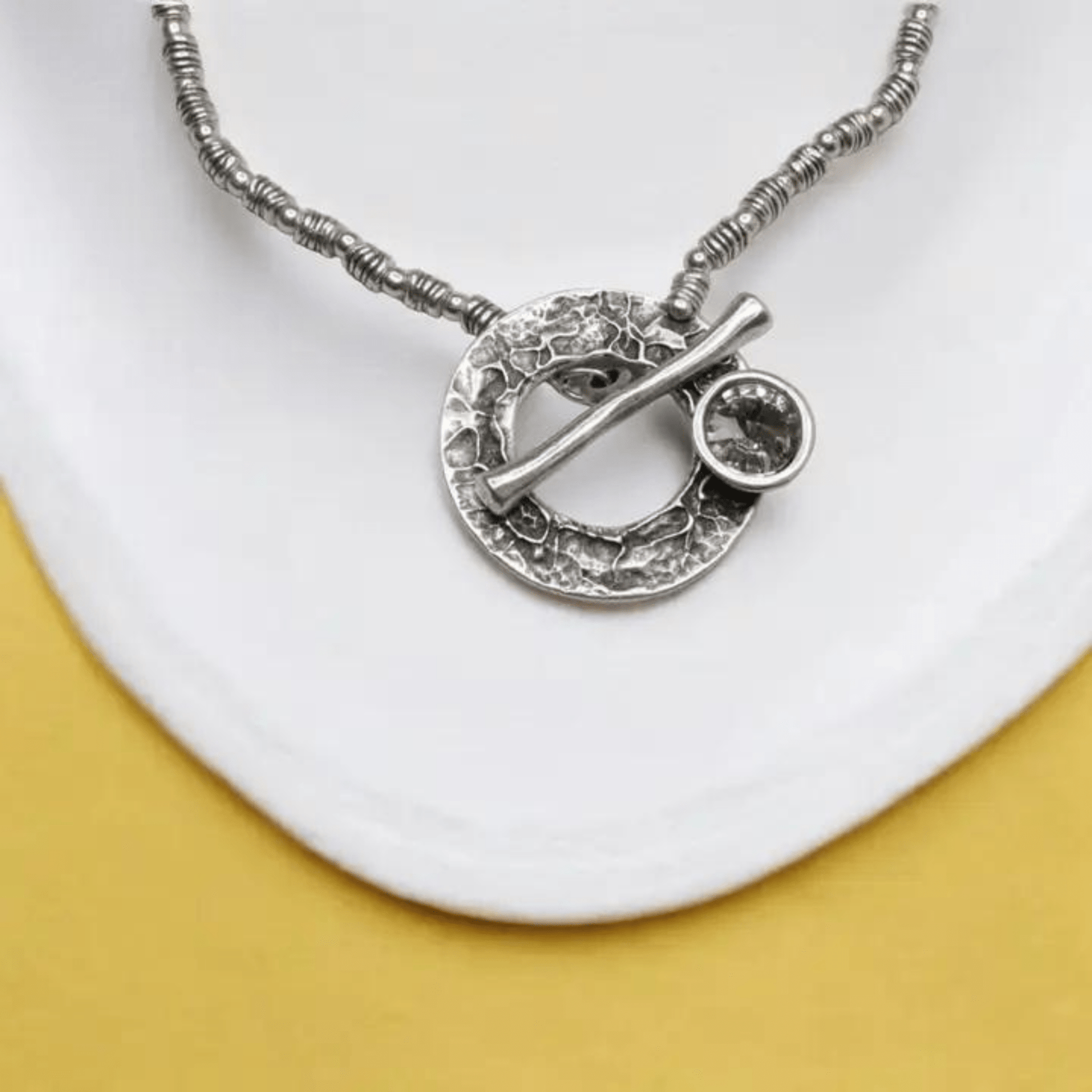 Pewter necklace with silver-plated finish and leather
Premium leather and pewter necklace with 925 silver
Vintage-style pewter necklace with leather and silver
Durable pewter pendant necklace with silver plating
Designer pewter necklace with leather and 925 silver
Stylish leather necklace with handmade pewter pendant
