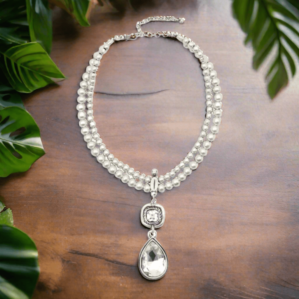 Premium leather and pewter necklace with 925 silver
Vintage-style pewter necklace with leather and silver
Durable pewter pendant necklace with silver plating
Designer pewter necklace with leather and 925 silver
Stylish leather necklace with handmade pewter pendant
