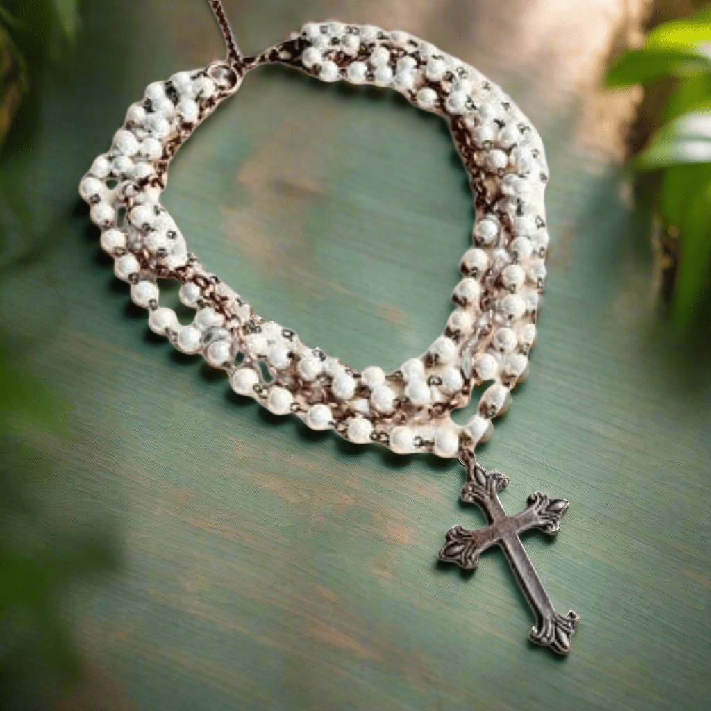 Handmade boho necklace with intricate detailing
Ethnic-inspired boho necklace with statement charm
Boho necklace for women with gypsy vibes
Vintage boho necklace for casual wear
Unique bohemian necklace with artisan craftsmanship
Boho fashion necklace with rustic and ethnic design