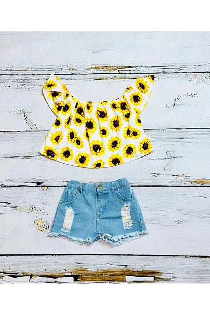 Radiate sunshine vibes with our Girls' Sunflower Off-the-Shoulder Top and Denim Shorts 3pc Set! Embrace the essence of summer with vibrant sunflower prints and trendy denim shorts. Perfect for picnics, beach days, or casual outings, this set offers both style and comfort. Elevate your summer wardrobe with this must-have ensemble! Shop now and soak up the sun in style